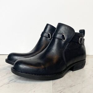New! Born Tanaro Leather Chelsea Black Bootie 6M